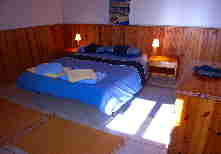 LeGiteBedroom1022a02